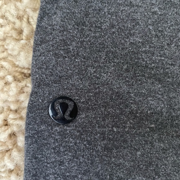 COPY - Lululemon leggings - Picture 3 of 3